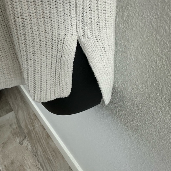 CAbi white Knit Pullover - Picture 4 of 9